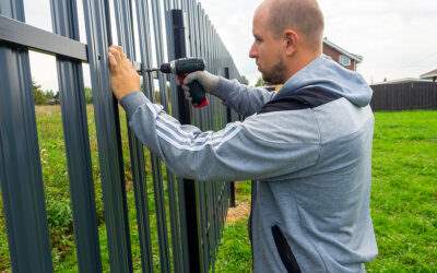 Najważniejsze zalety sztachet metalowych