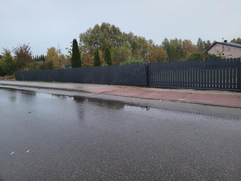 „Sztachety Metalowe: Nowoczesne Ogrodzenia bez Ukrytych Kosztów”